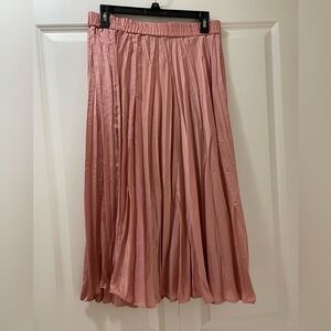 Time and Tru Medium Size Lightweight Dusty Rose Pleated Maxi Skirt EUC